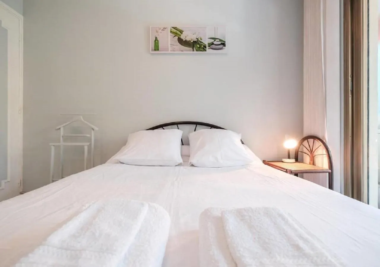 O 27 Fleurie Cannes Apartment